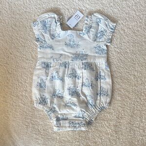GAP Baby Romper in Cream and Blue